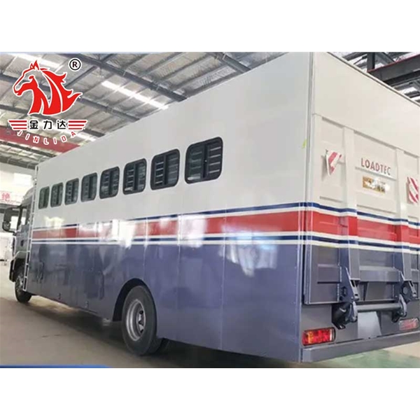 湖南自行式运马车